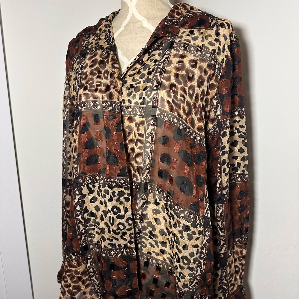 Cutest sheet button up printed shirt